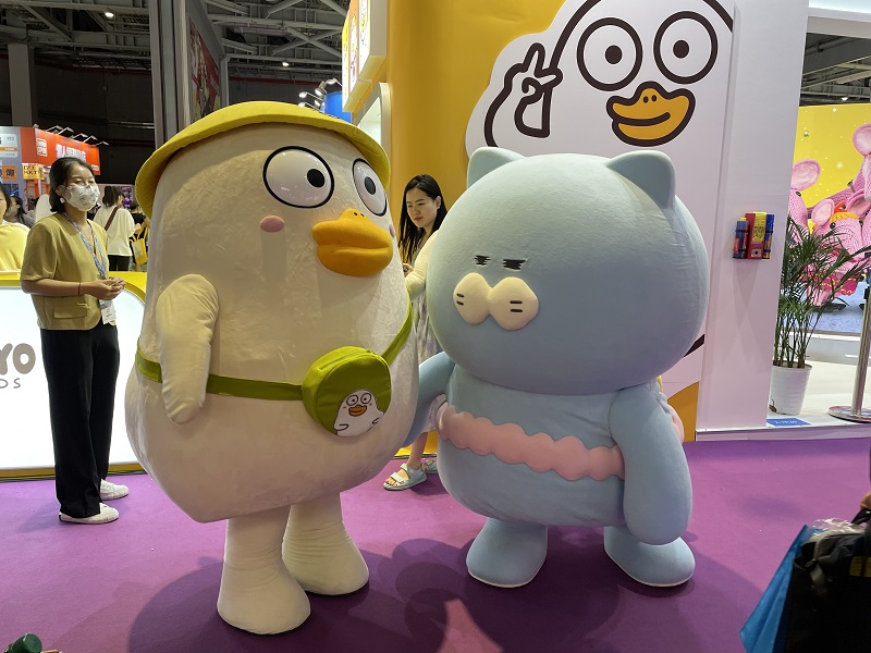 1626487817264923.jpg 小枕君和小刘鸭相谈甚欢 小.jpg